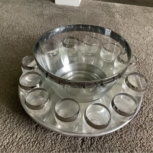 Vintage Dorothy Thorpe Punch Bowl Set
